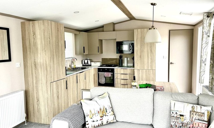 Fence House | Lake View at Pendle View Holiday Park BB7 4DH