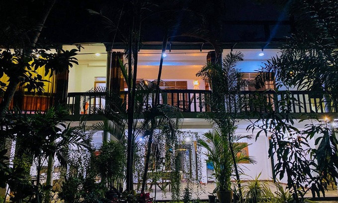 Tangalle Villa | Lake View Villa - Tangalle