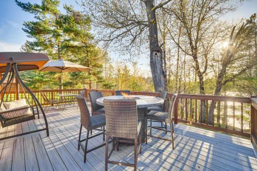 Markville House | Lakefront Cabin with Dock, Fire Pits in Danbury!