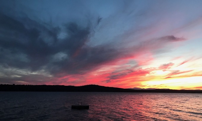 Bridgton Cottage | Lakefront cabin with spectacular sunsets included