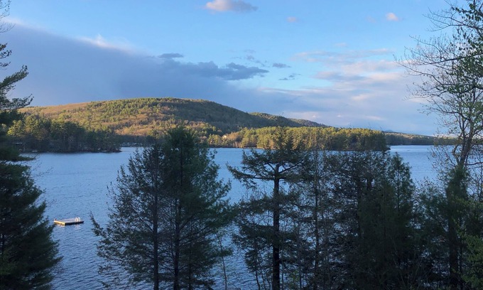 Ashland House | Lakefront family-friendly 4+ bedroom house on Little Squam