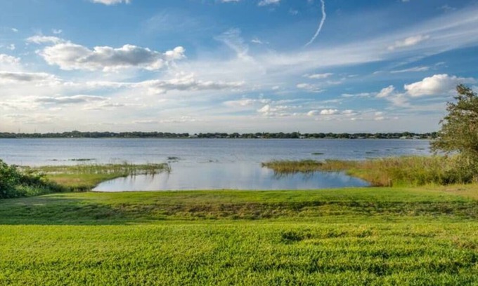 Florida South Atlantic Coast House | Lakefront Fishing/Kayaking/Boating House