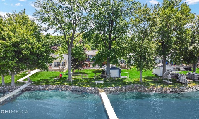 Bass Lake House | Lakefront home with private pier + huge yard