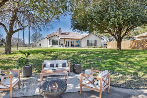 Marble Falls House | Lakefront Paradise with Firepit