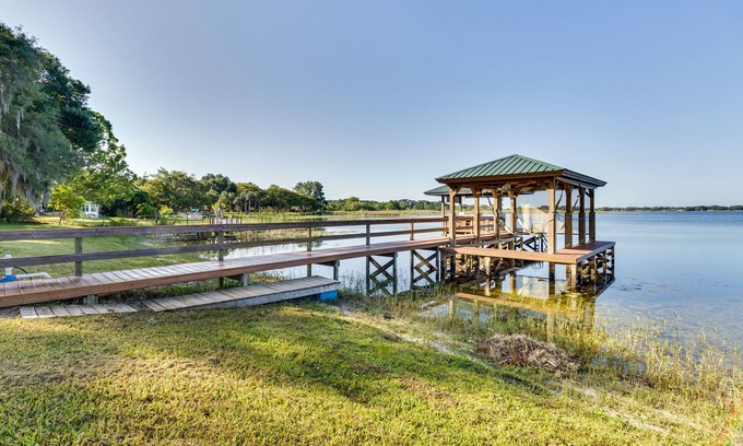 Tavares House | Lakefront Tavares Home w/Deck, Patio & Dock!