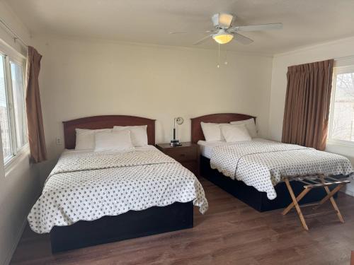 Wofford Heights Hotel | Lakeshore Lodge