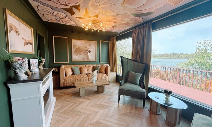 Dunes City Cabin | Lakeside Cabin with custom artwork near Florence