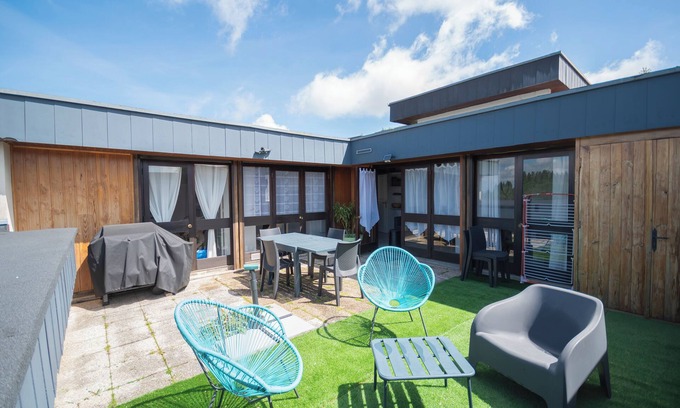 Vernet-la-Varenne House | Lakeside gite