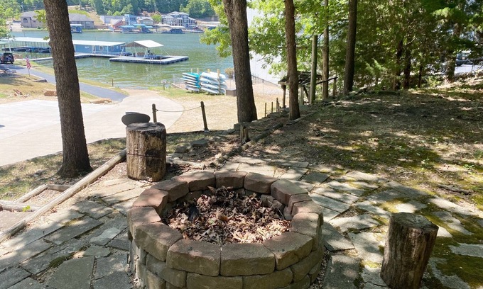 Camdenton House | Lakeside home with new furniture, swimming pool & other resort amenities.