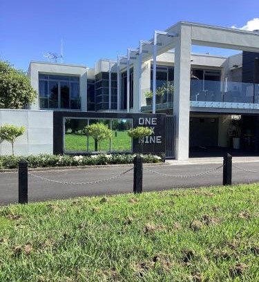 Hamilton Lake Apartment | Lakeside - Minutes to Waikato , Braemar Hospitals