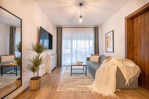 Cluj County Apartment | LakeView Cozy Nook - Tennis, UnderGround Parking, Modern, Balcony
