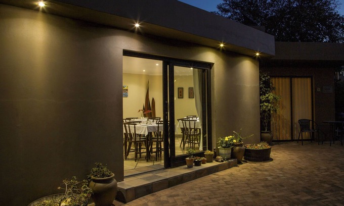 Humewood Bed & Breakfast | Lalapanzi Guest Lodge
