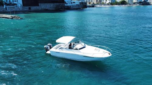 El Rodadero Boat Rental | lancha deportiva stand by me