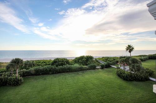 Sunset Beach House | Land's End 10-302 Beach Front - Premier