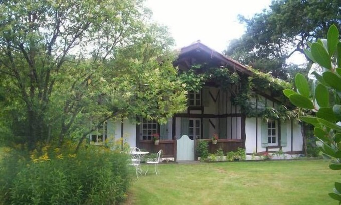 Sabres House | Landes House 4 bedrooms, 10 pers., Private swim pool, fenced, quiet and charming