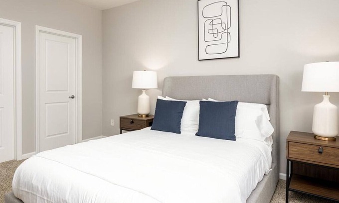 Riverside Apartment | Landing at Grafton Park - 2 Bedrooms in Riverside