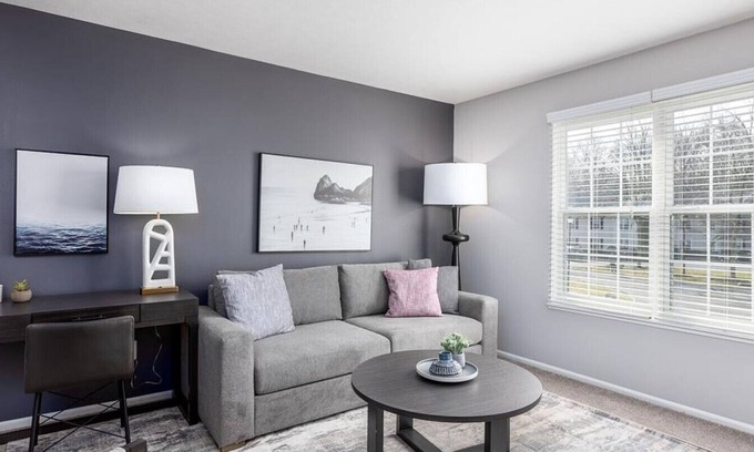 Lewis Center Apartment | Landing at Lake Club at Polaris - 1 Bedroom in Downtown Columbus