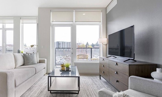 Downtown Vancouver Apartment | Landing at Rediviva - 2 Bedrooms in Esther Short