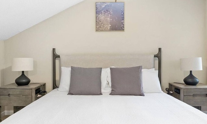 Germantown Apartment | Landing at The Bridges At Germantown - 1 Bedroom in Downtown Germantown