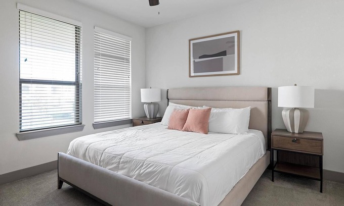 Manor Apartment | Landing | Chic 1BD, Clubhouse, Gym