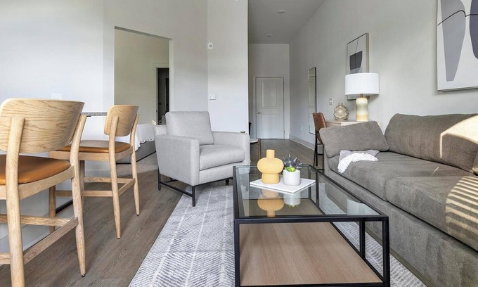 Charlotte Apartment | Landing | Chic Studio, Clubhouse, Pool