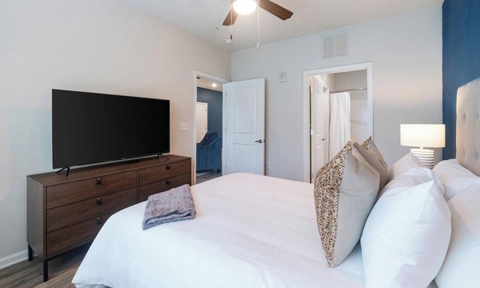 Charlotte Apartment | Landing | Incredible 1BD, Gym, Clubhouse