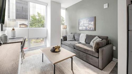 Five Points South Apartment | Landing Midtown