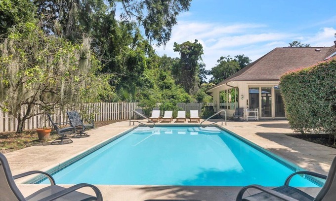 The Landings House | Landing's Three Bedroom Pool Home with Golf Cart