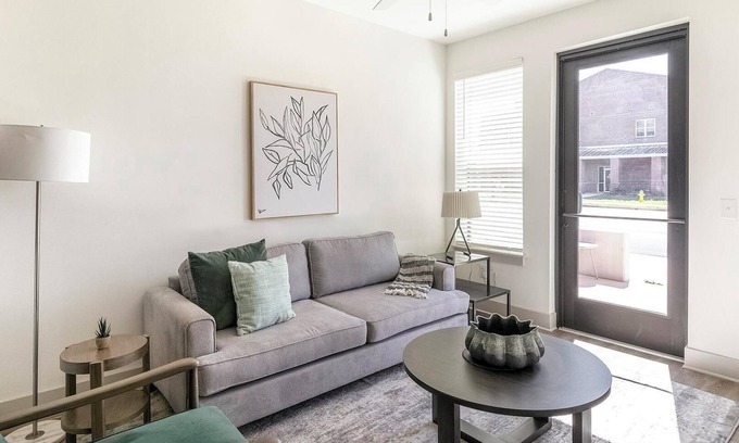 Huntsville Apartment | Landing | Stunning 1BD, Gym, Clubhouse