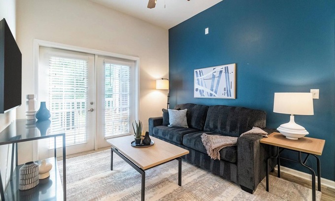 Charlotte Apartment | Landing | Stylish 2BD, Clubhouse, Gym