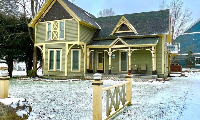 Ellicottville House | Landmark House 5 Bedroom Home by Redawning