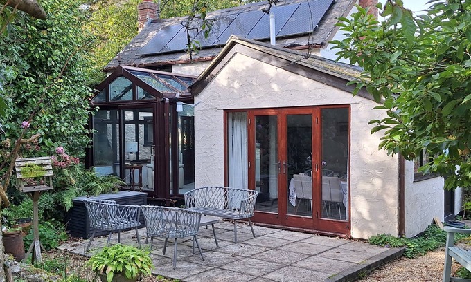 Honiton Cottage | Lane End Cottage