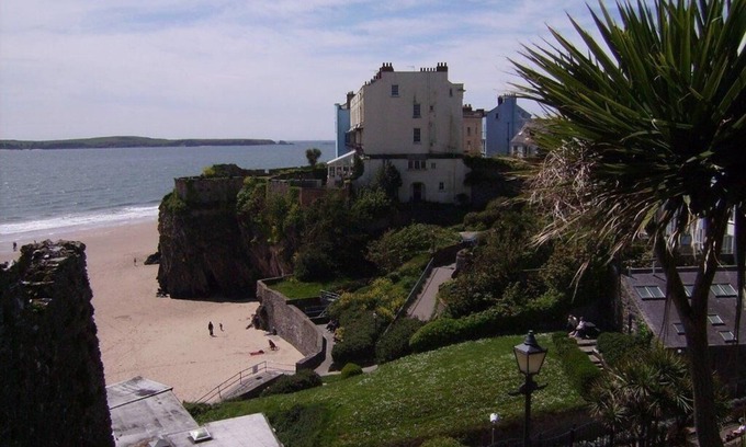 Tenby House | Langdon Villa Guest House