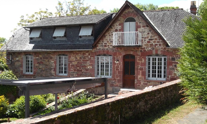 Collonges-la-Rouge House | Langlade cottage in Collonges la Rouge south Corrèze