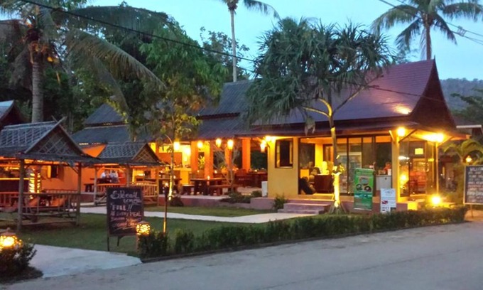 Ko Lanta Hotel | Lanta Pearl Beach Resort