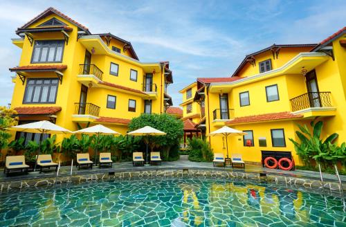 Hoi An City Centre Resort | Lantern Boutique Hoi An