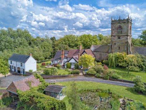Cosford Apartment | Lapley Manor Lodge