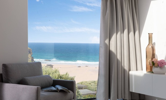Trenance House | LARGE BEACH HOUSE - GREAT LOCATION AND VIEWS