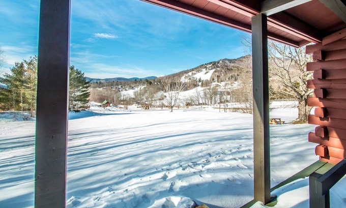 Jackson House | Large Cozy Log Cabin Overlooking Black Mountain - Storyland Minutes Away