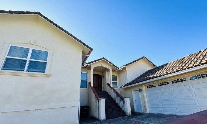 Sutter Creek House | Large custom built home .5 miles from Downtown Sutter Creek