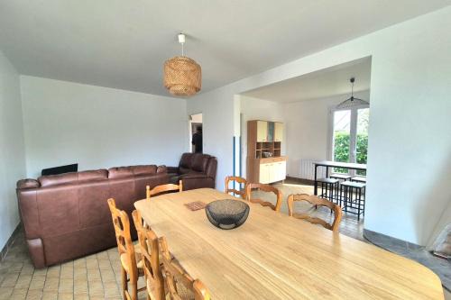 Lancieux House | Large family house - near beach