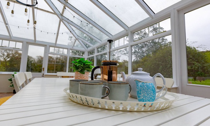 Yealmpton Other | Large farmhouse with pool and countryside views