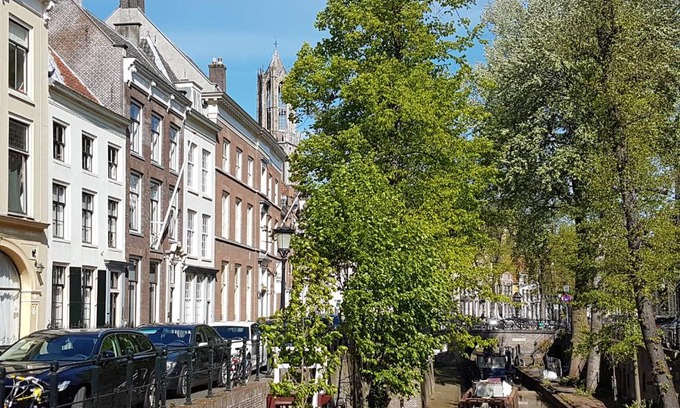 Utrecht City Center Apartment | Large Historical Apartment & Canal Terrace