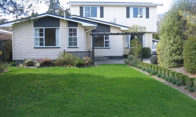Blenheim House | Large home, ideal for large groups