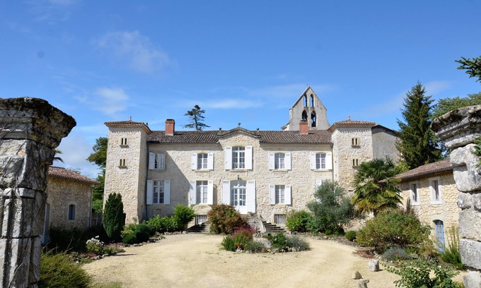 Ruffiac House | Large House of character in the heart of Aquitaine, large swimming pool, park.