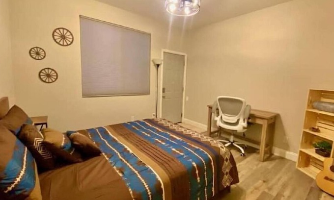 Victorville House | Large Pool home, quiet neighborhood, Spacious