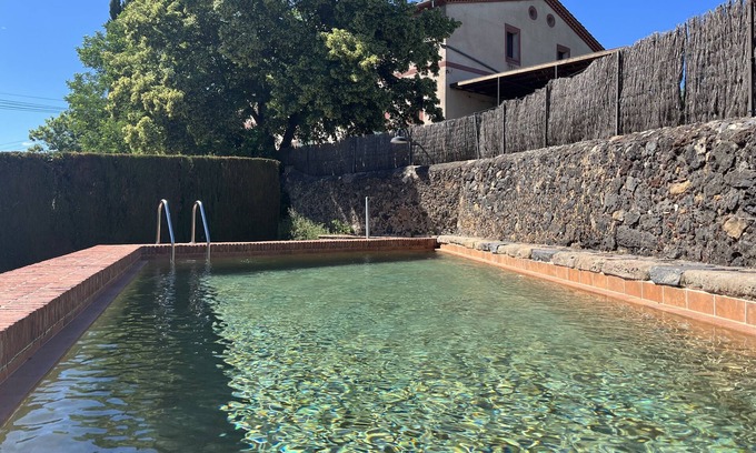 Olot Cottage | Large restored Catalan farmhouse with capacity for 24 people.