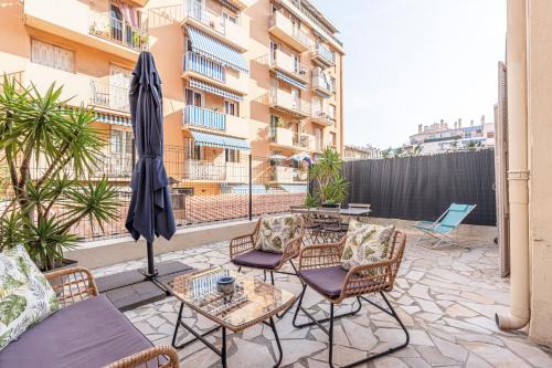 Quartier du Port Apartment | Large Terrace 1 Bdr near Garibaldi Square