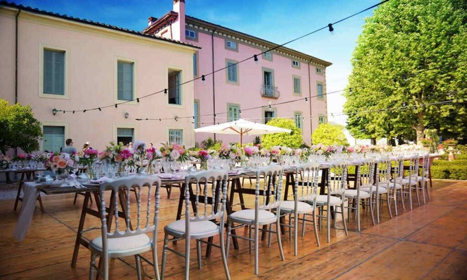 Capannori Villa | Large villa in Tuscany