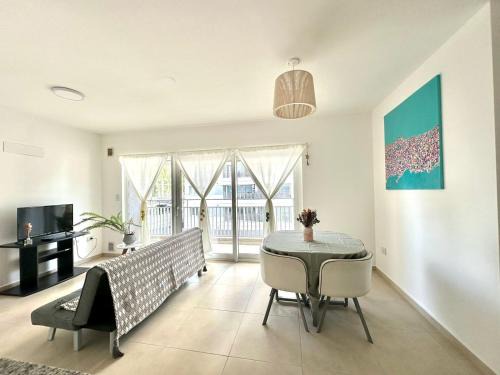 Neuquen Apartment | Las flores, Depto Con Cochera